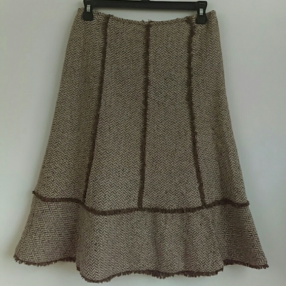 LOFT Dresses & Skirts - Super cute flaunce fringe silk/wool skirt by LOFT
